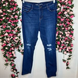 Old Navy Medium Wash Blue Denim Mid-Rise Jeans Rockstar Jeans Size 14 Casual